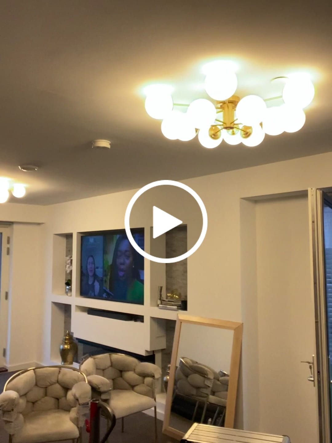 Customer video review of 12-Light Two-tier Sputnik Opal Globe Chandelier