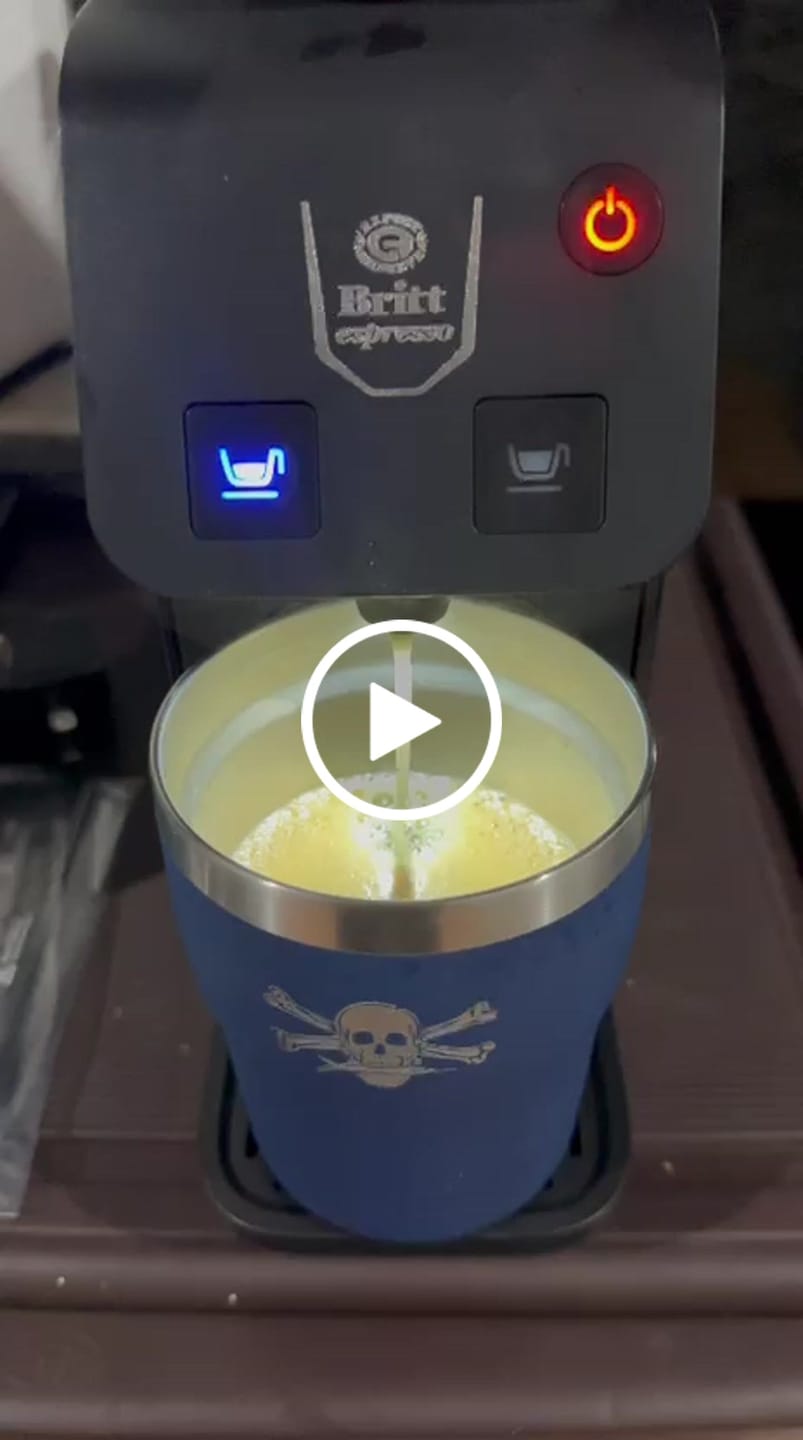 Customer video review of Máquina Britt Espresso Kubo