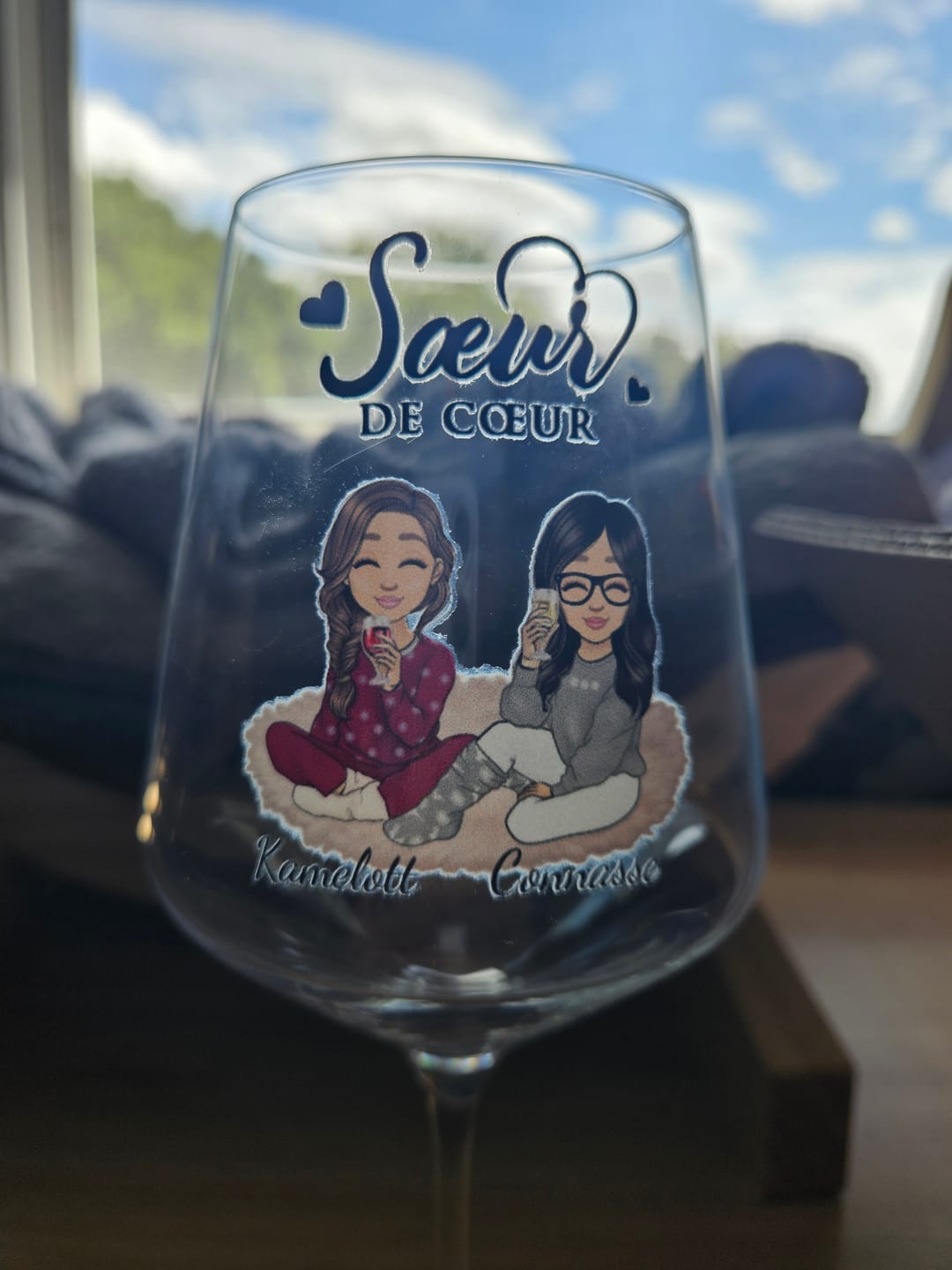 Customer photo review of Amies de cœur - Verre à vin personnalisé