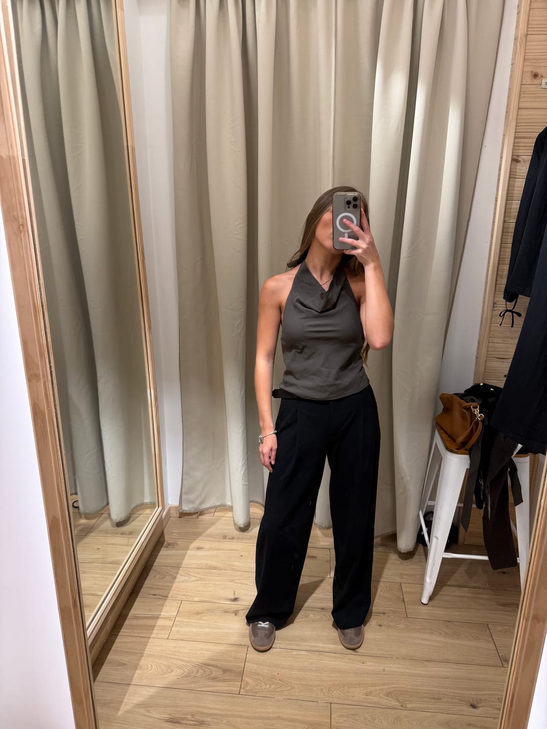 Customer photo review of Top Halter Brown