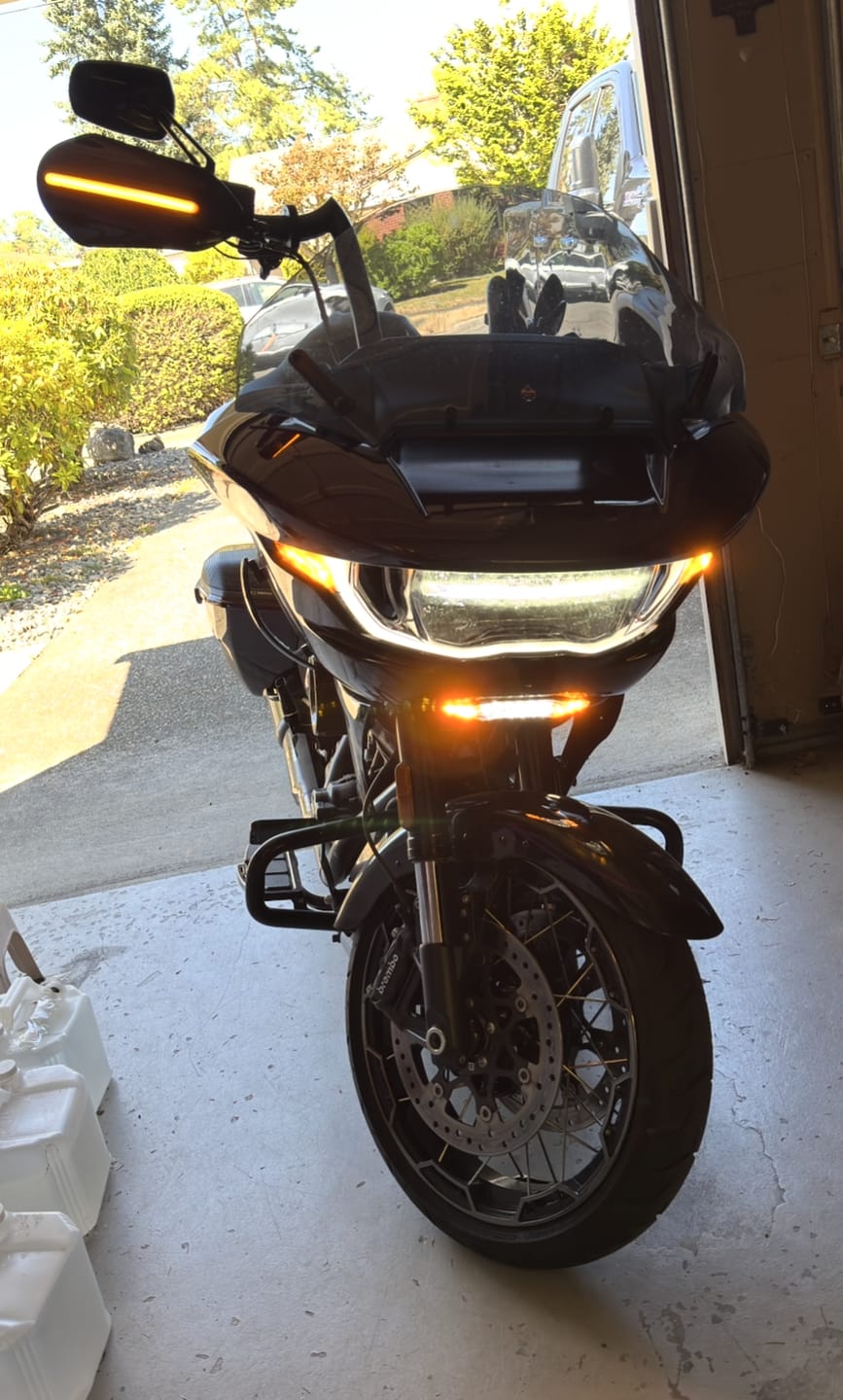 Customer photo review of Mocardine Multiple Colors LED Handguards Fits 1993 -2026 Touring Models
