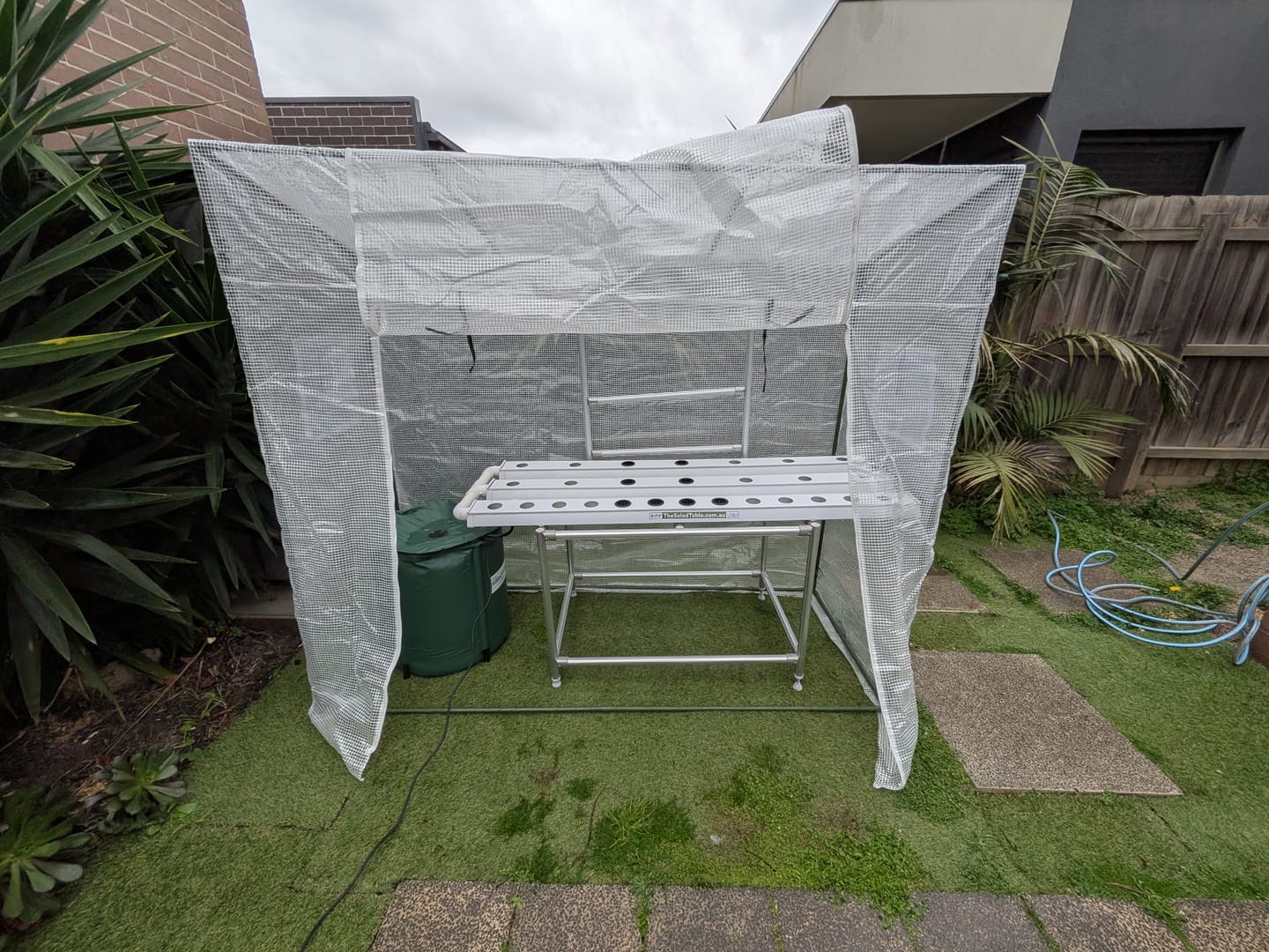 Customer photo review of Trellis For Medium and Large Salad Tables