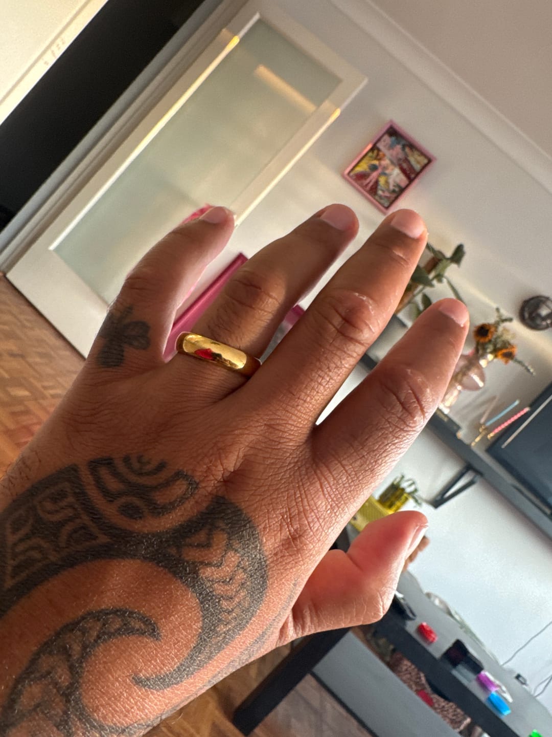 Customer photo review of Gold 6mm Wonder Ring