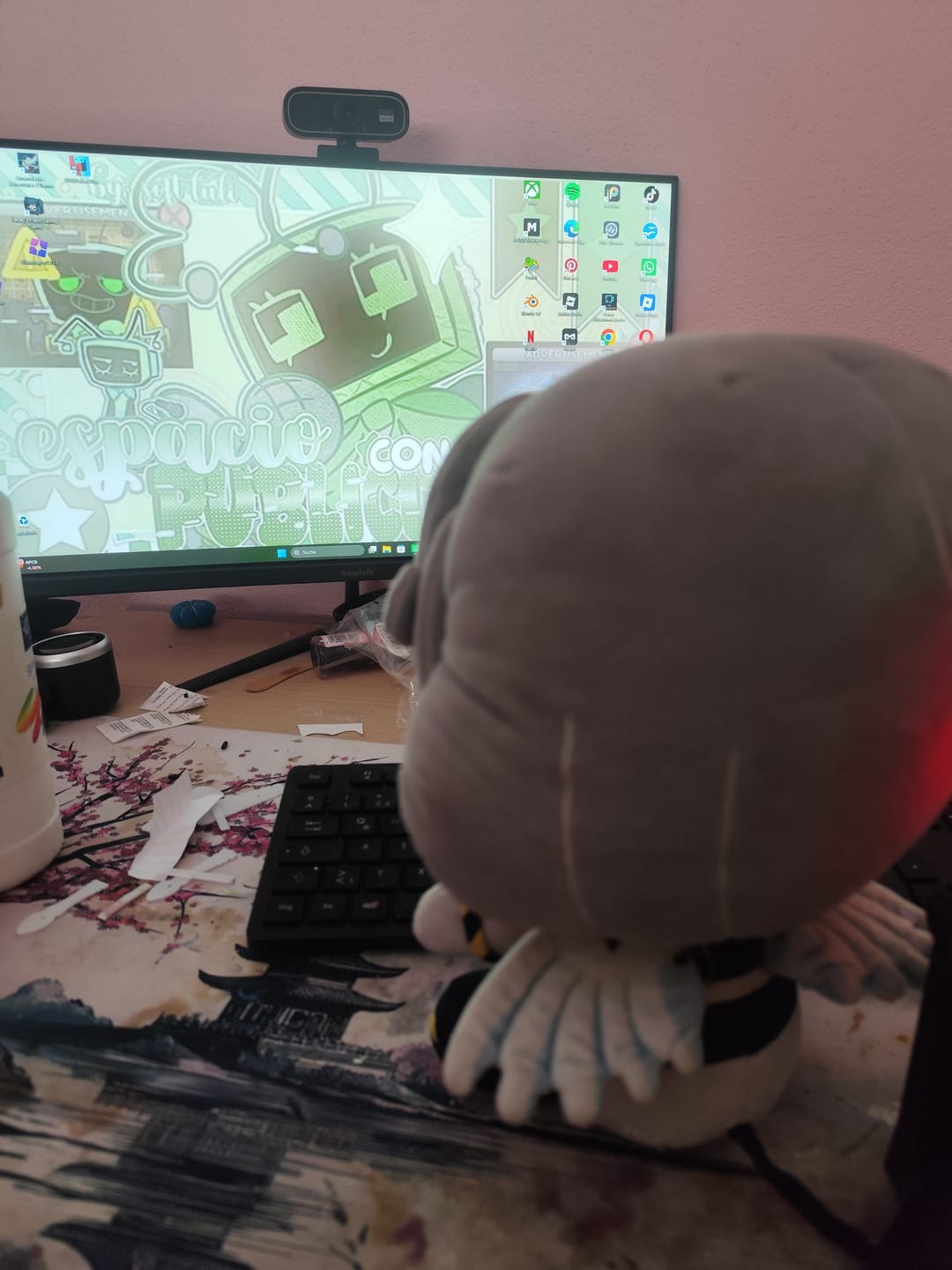 Customer photo review of V Plush