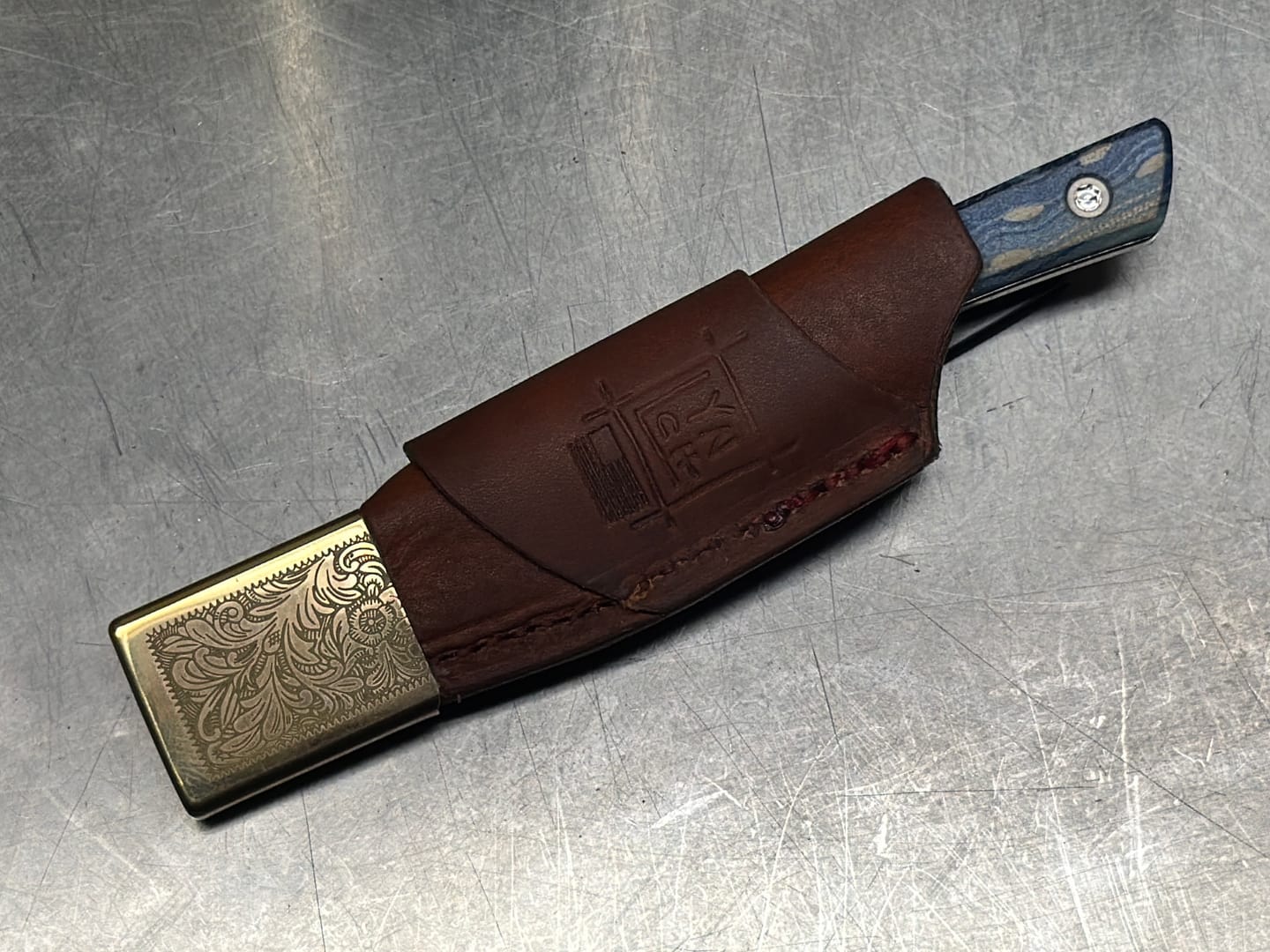 Customer photo review of Lynch Blades USA 250 Swift Six 2.5" Fixed Blade – Patriotic G-Carta, MagnaCut Stonewash, Dual Sheath – Made in USA