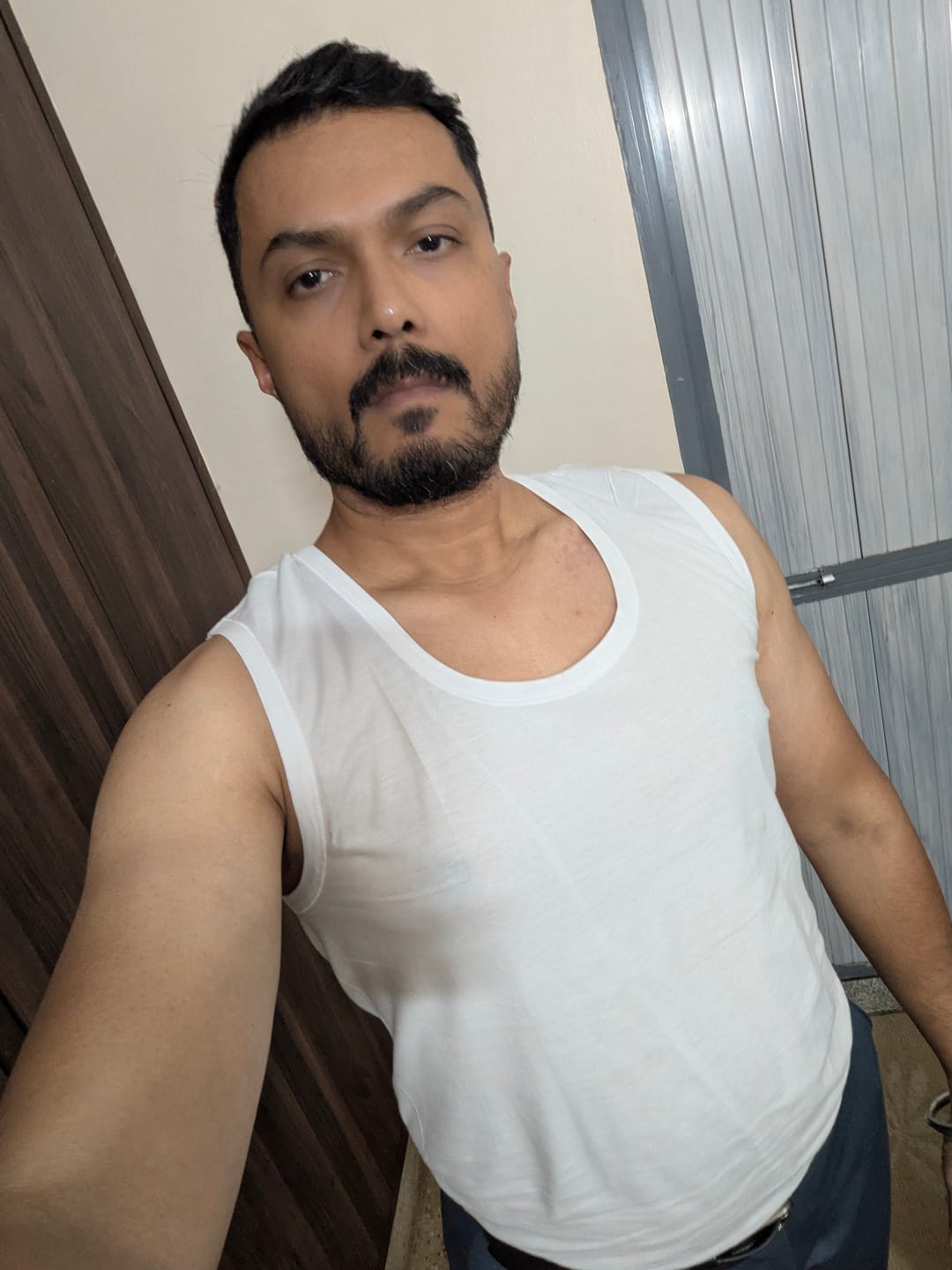 Customer photo review of Kings RNBS - 100%  Cotton White Vest For Mens Combo (Pack of 4) | Uathayam