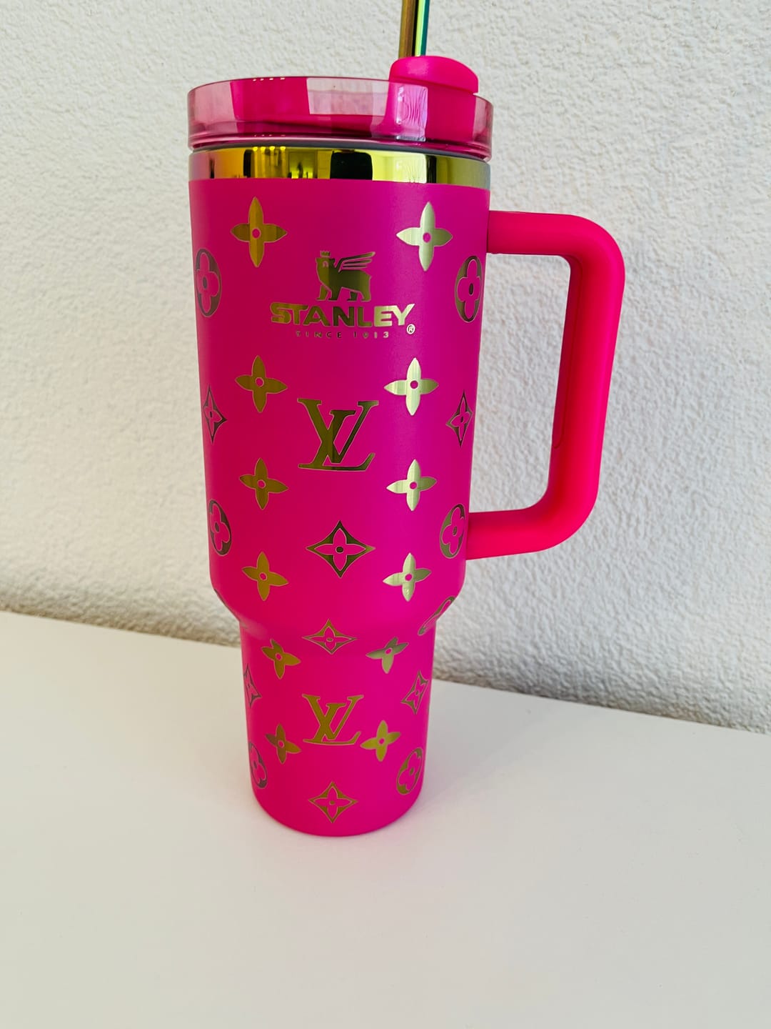 Customer photo review of Designer Holographic 40 OZ Insulated Car Cup - Limited Edition❤️