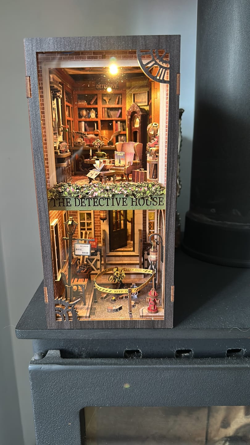 Customer photo review of The Detective House