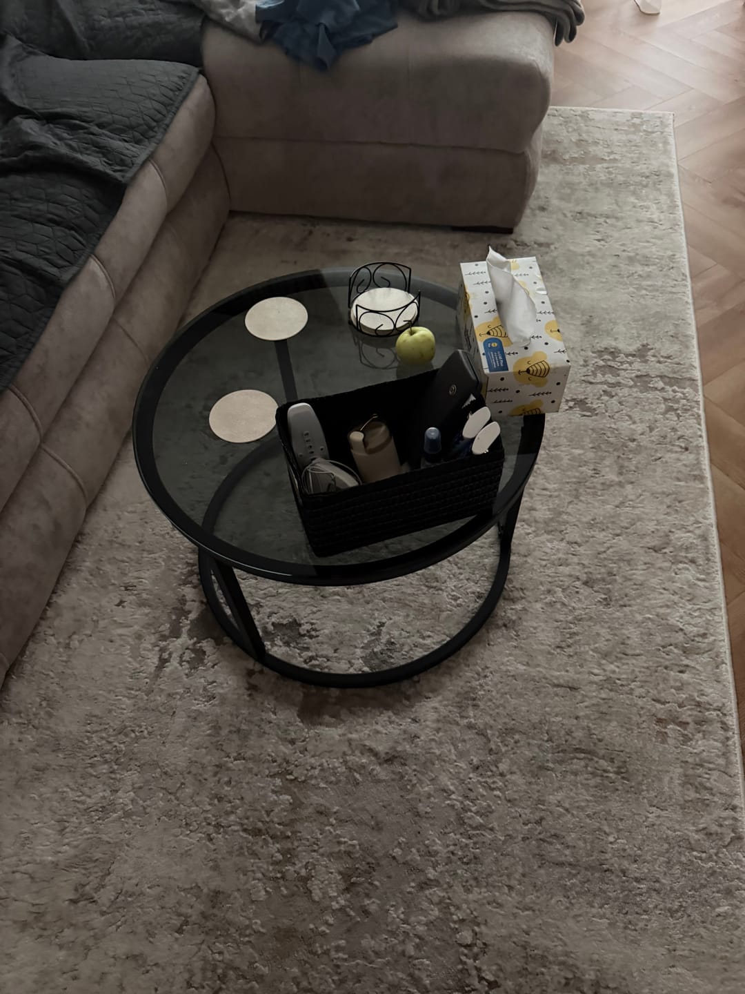 Customer photo review of Set 2 masute cafea FERRANTE E, fumuriu/negru, sticla/metal