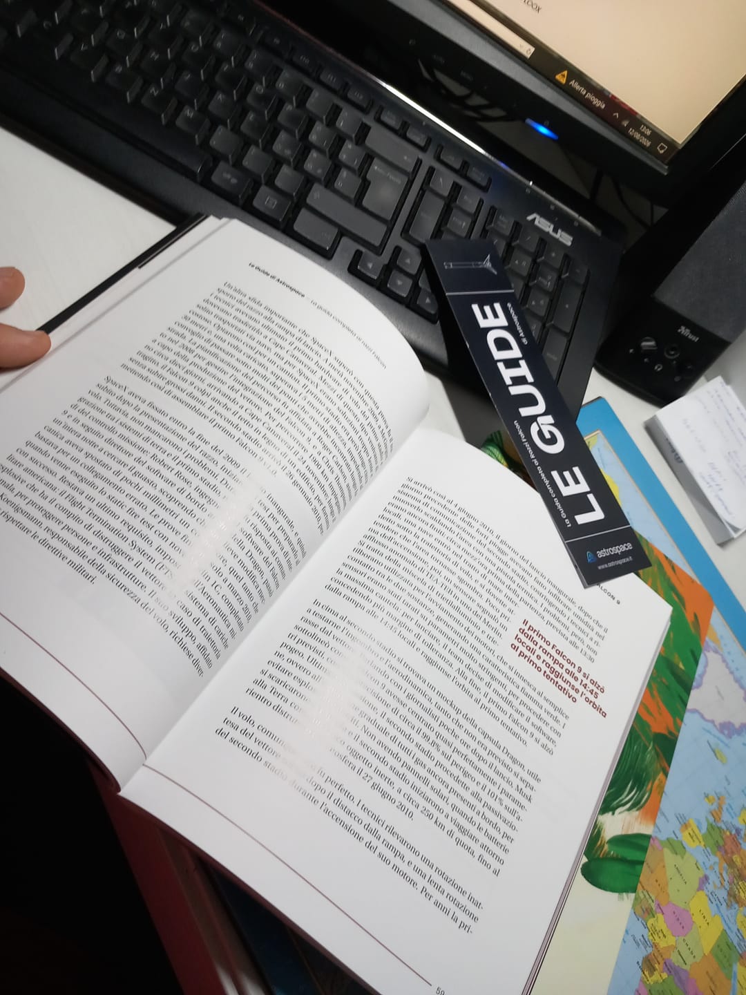 Customer photo review of La Guida completa ai Razzi Falcon con portachiavi "Remove Before Flight"
