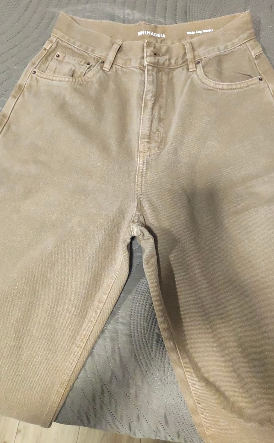 Customer photo review of Calça Jeans Wide Leg Buriti Marrom Claro
