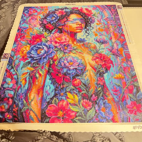 Customer photo review of Covered in What She Felt (Diamond Painting)