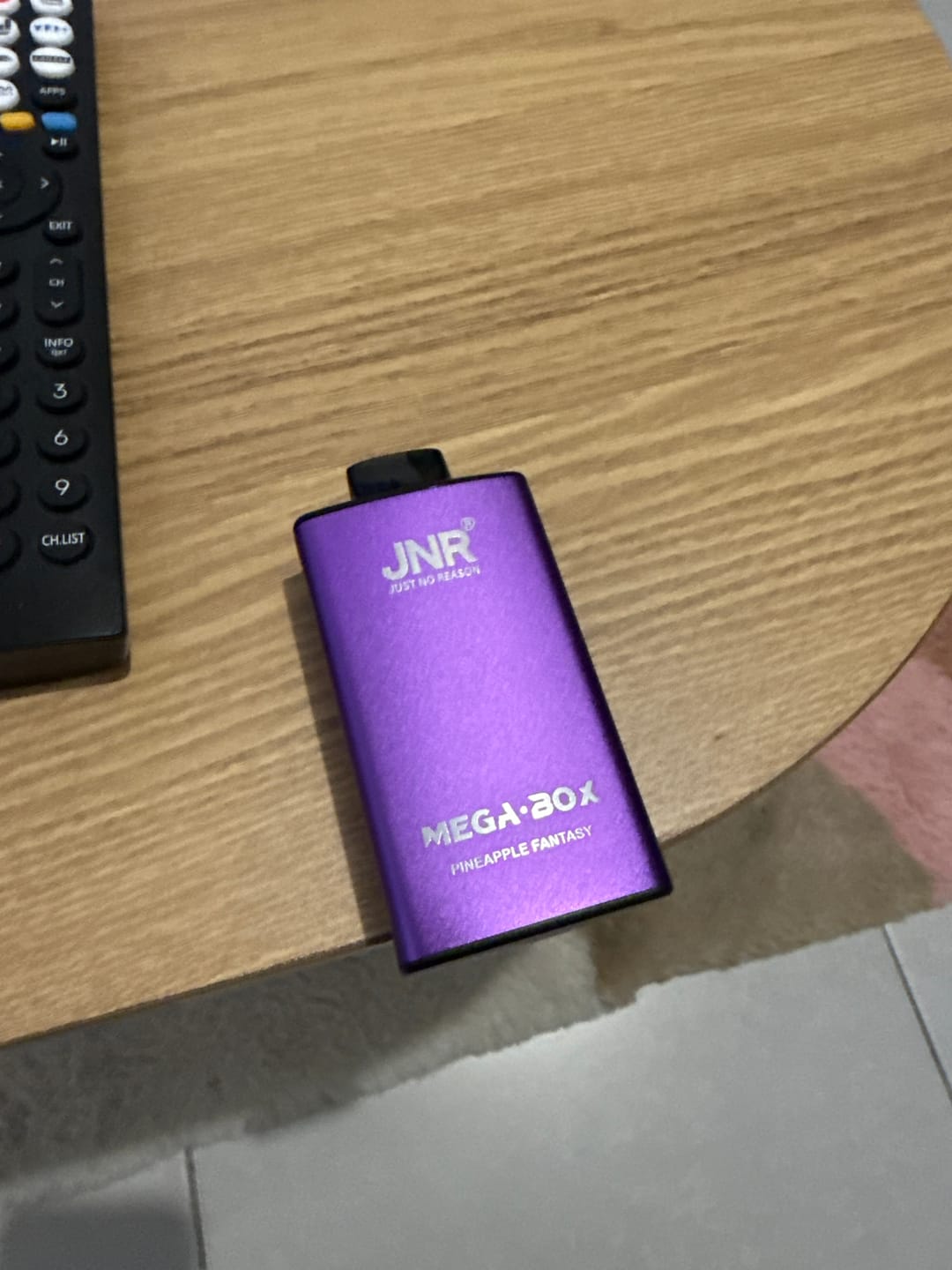 Customer photo review of JNR Mega Box 25000 Puffs Disposable Vape