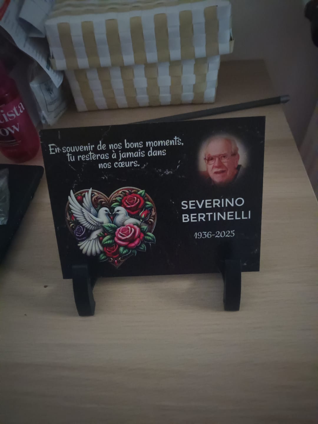 Customer photo review of Plaque Funéraire Effet Marbre Noir "Cœur"