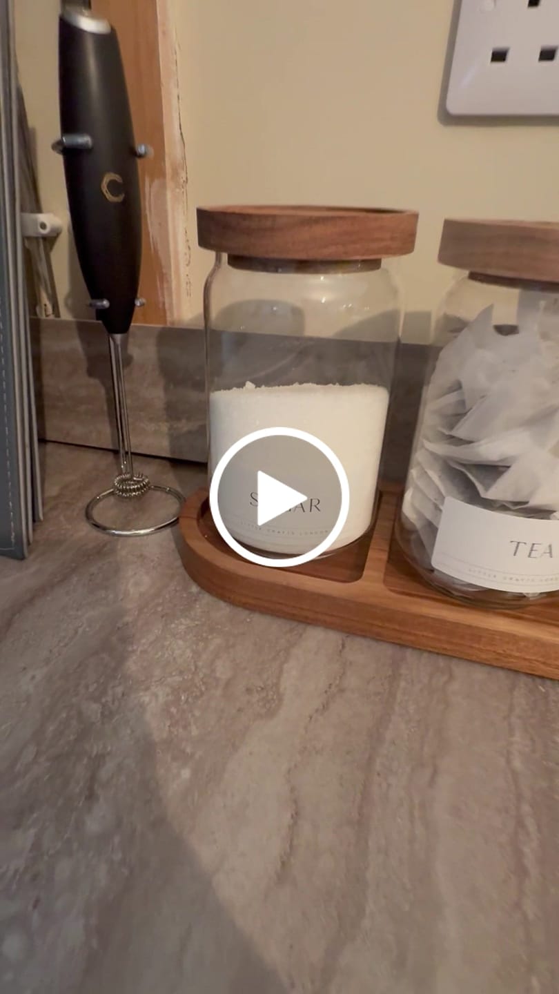 Customer video review of Three Section Acacia Rectangle Tray