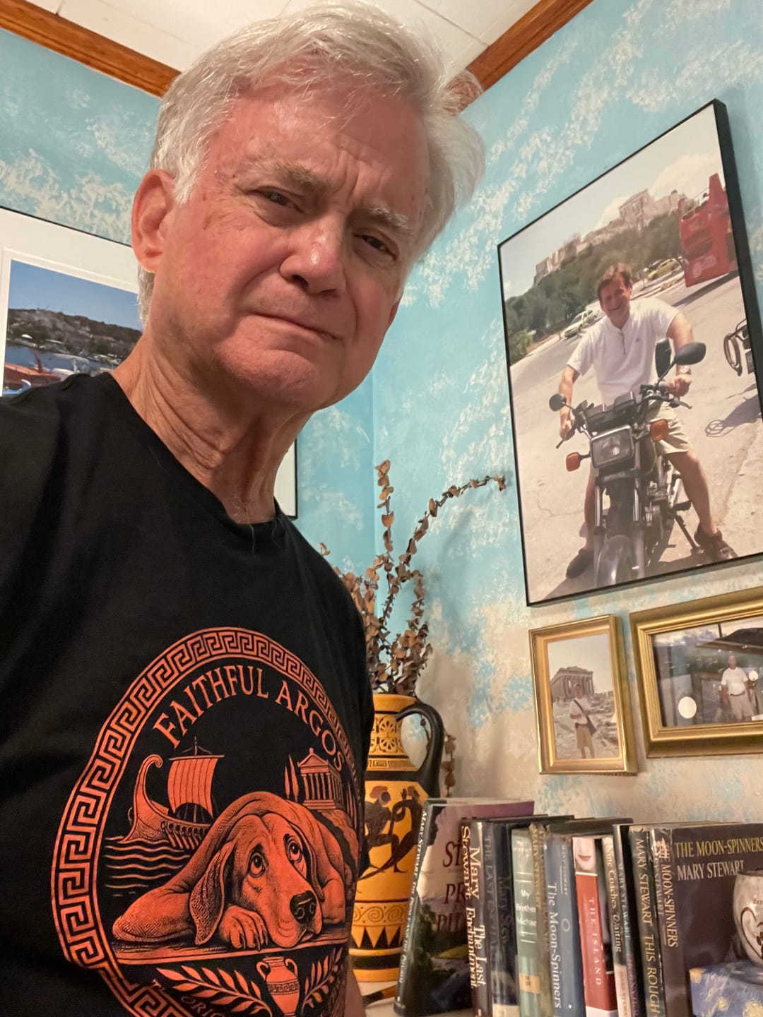 Customer photo review of Faithful Argos the Dog T-Shirt