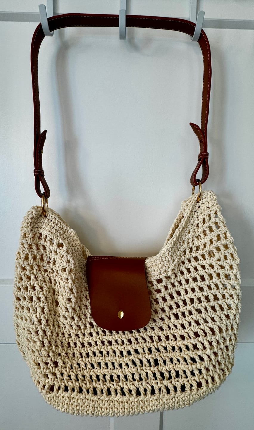 Customer photo review of Sunny Weekend Hobo Crochet Kit