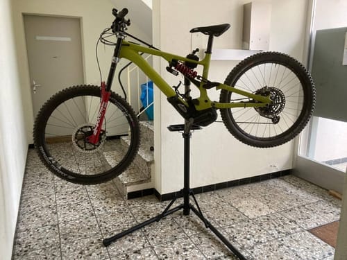 Customer photo review of Fahrrad Montageständer 50 kg