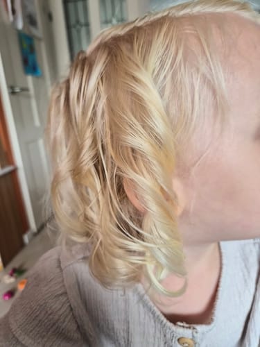 Customer photo review of Bounce Curl Define Styling Brush