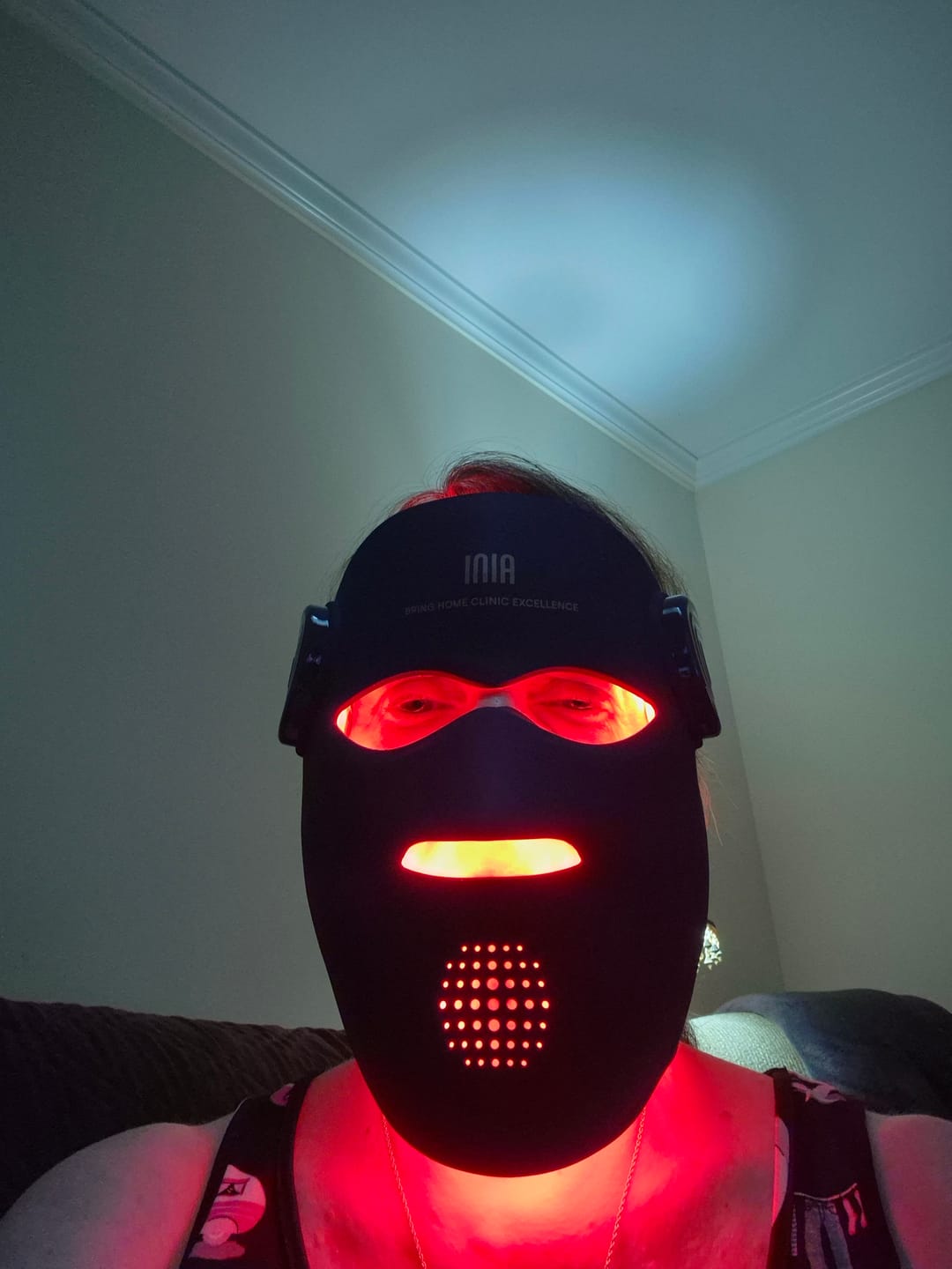 Customer photo review of INIA GLOW 4D 940nm Dual NIR Wireless LED Mask