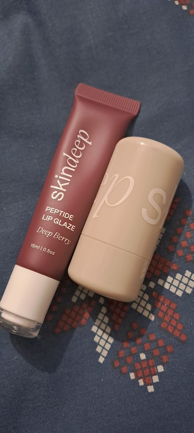 Customer photo review of Lip Glaze+Velvet Flush Duo