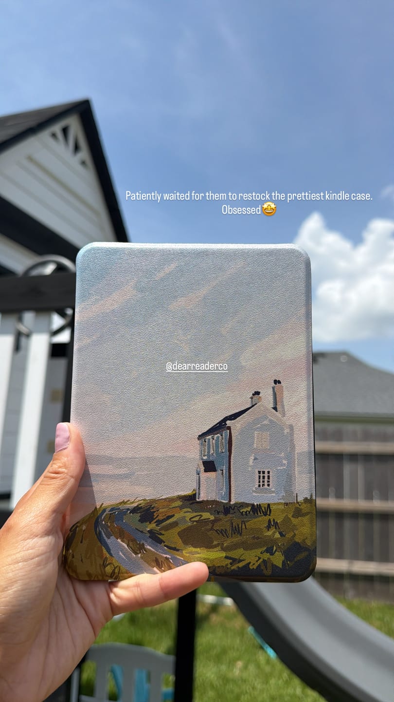 Customer photo review of House On The Shore - Kindle Case