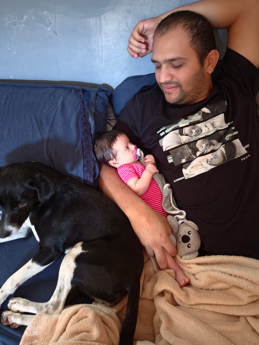 Customer photo review of Camiseta Personalizada OLHARES DOS FILHOS (Até 6) - Algodão 100%