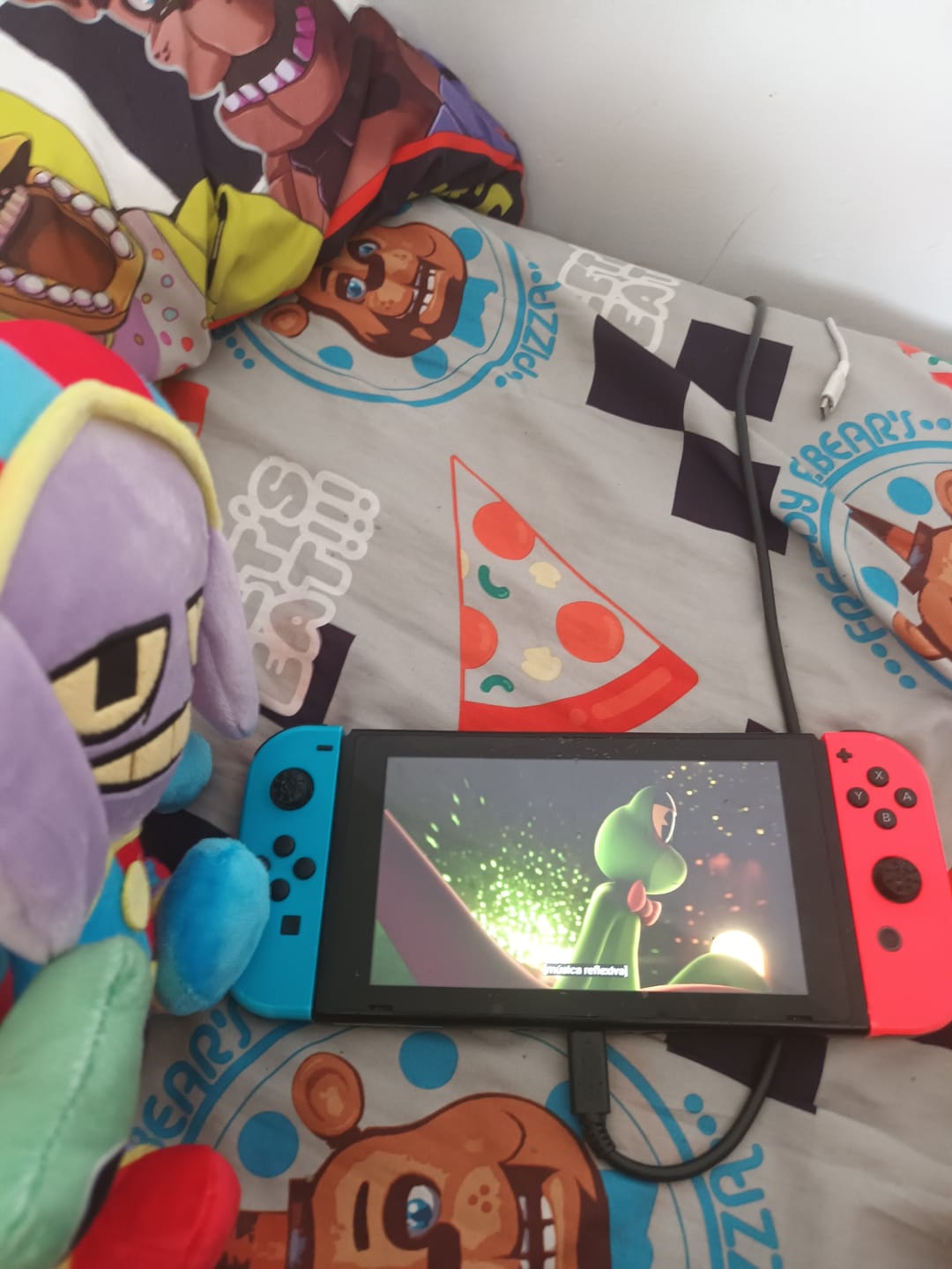Customer photo review of Pomni-Suit Jax Plush