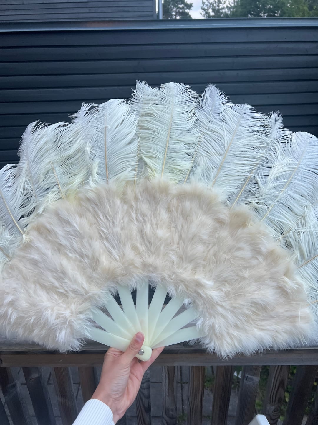 Customer photo review of Marabou & Ostrich Feather Fan 21" x 38" | Soft Beginner Burlesque Look