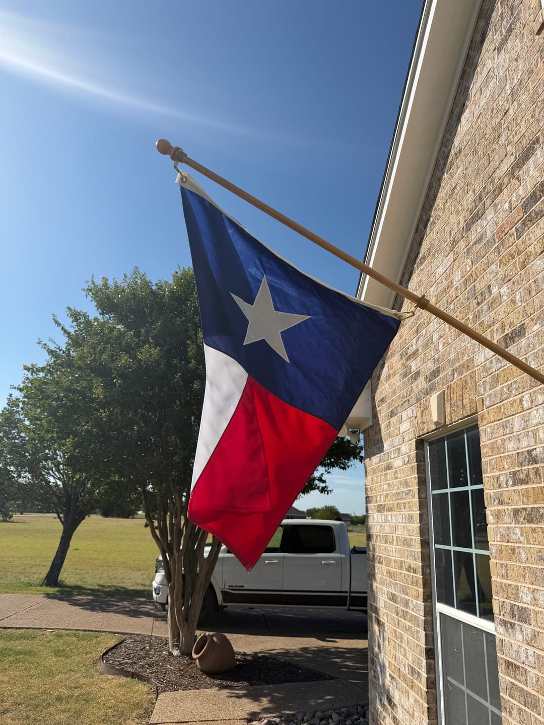 Customer photo review of 3' x 5' Texas Flag Set