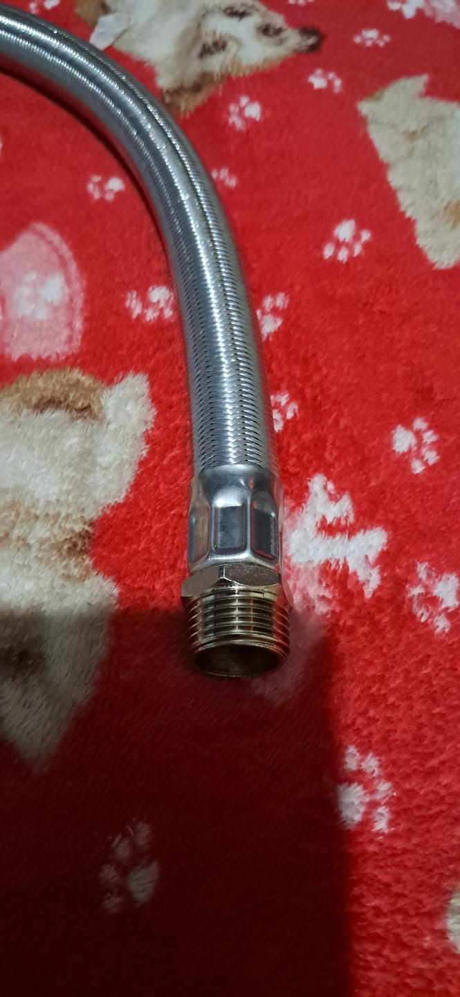 Customer photo review of Manguera Para Boiler Cnx 1/2Hx1/2M X80Cm Acero Inoxidable