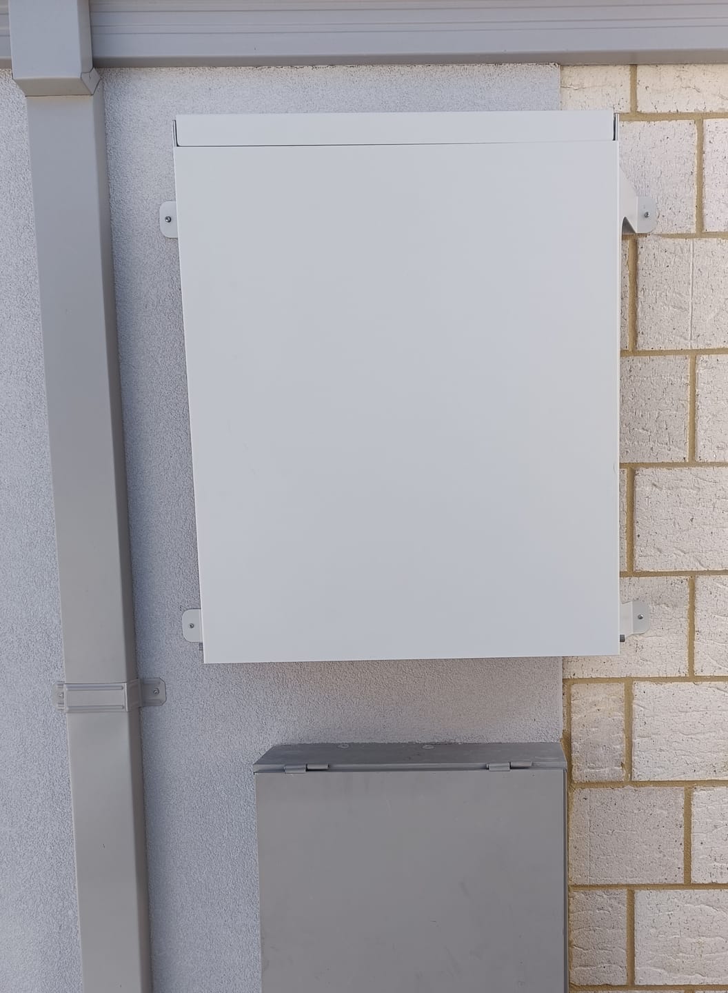 Customer photo review of Solar Inverter Cover