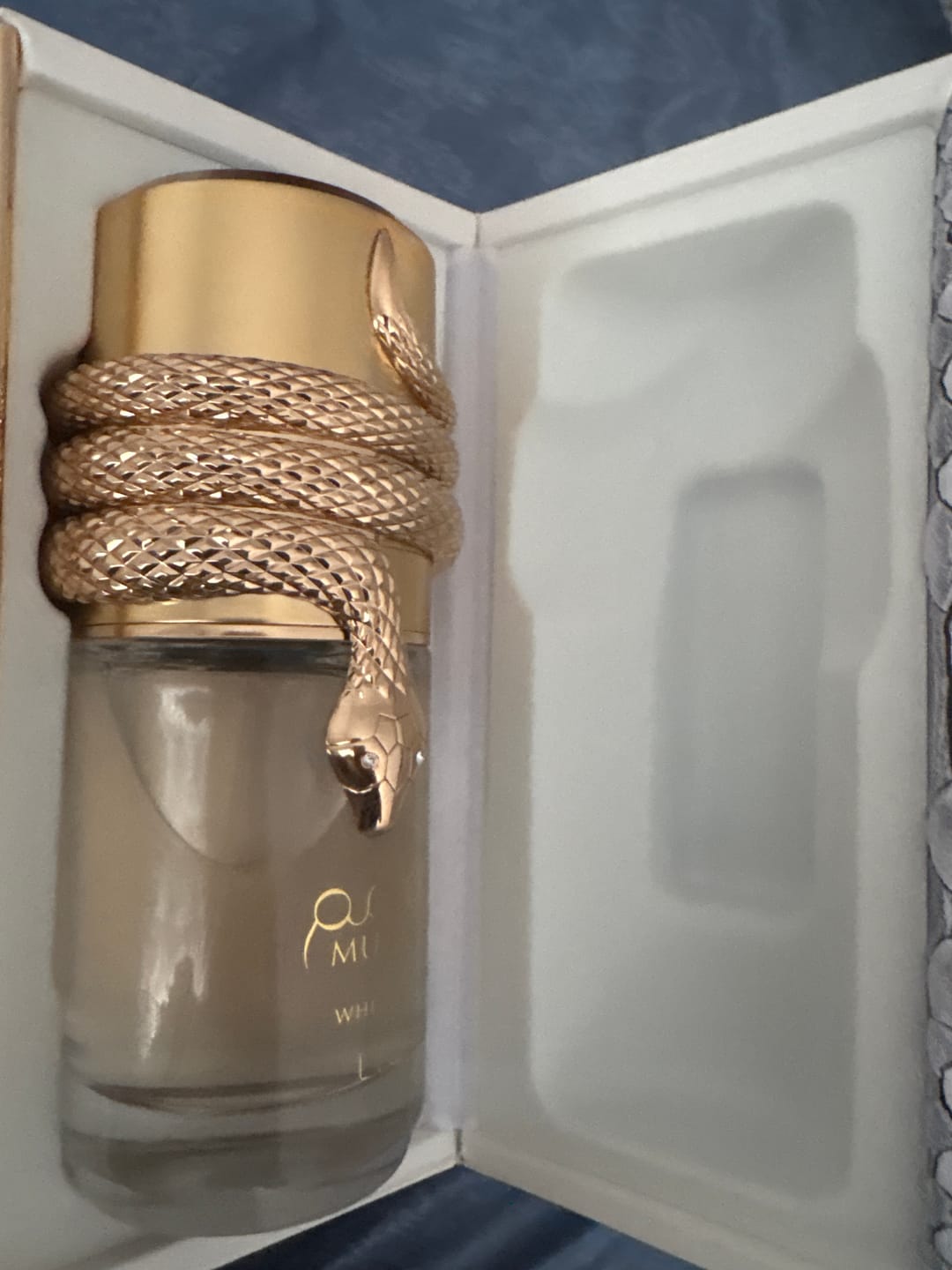 Customer photo review of PERFUME MUSAMAM WHITE INTENSE LATTAFA  - 100ML