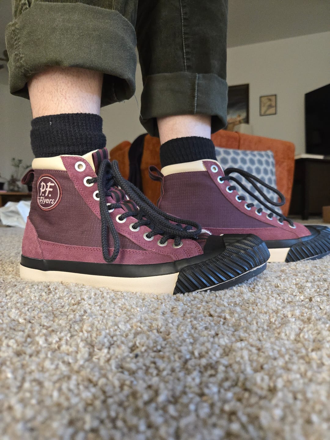 Customer photo review of Grounder Hiker High-Top Burgundy/Black