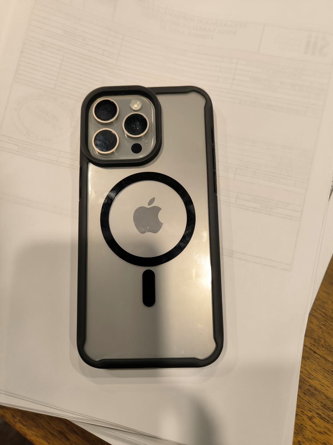 Customer photo review of Carcasa DropGuard 2.0 Magnetic para iPhone