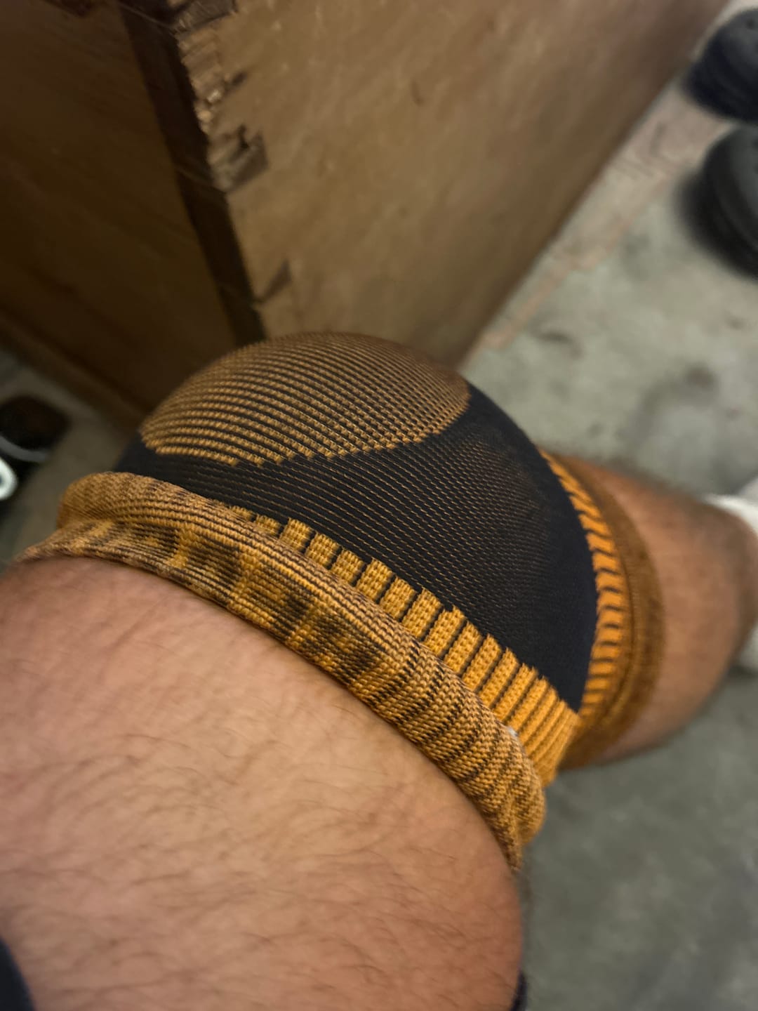 Customer photo review of Knee Support For Arthritic Relief & Pain Recovery