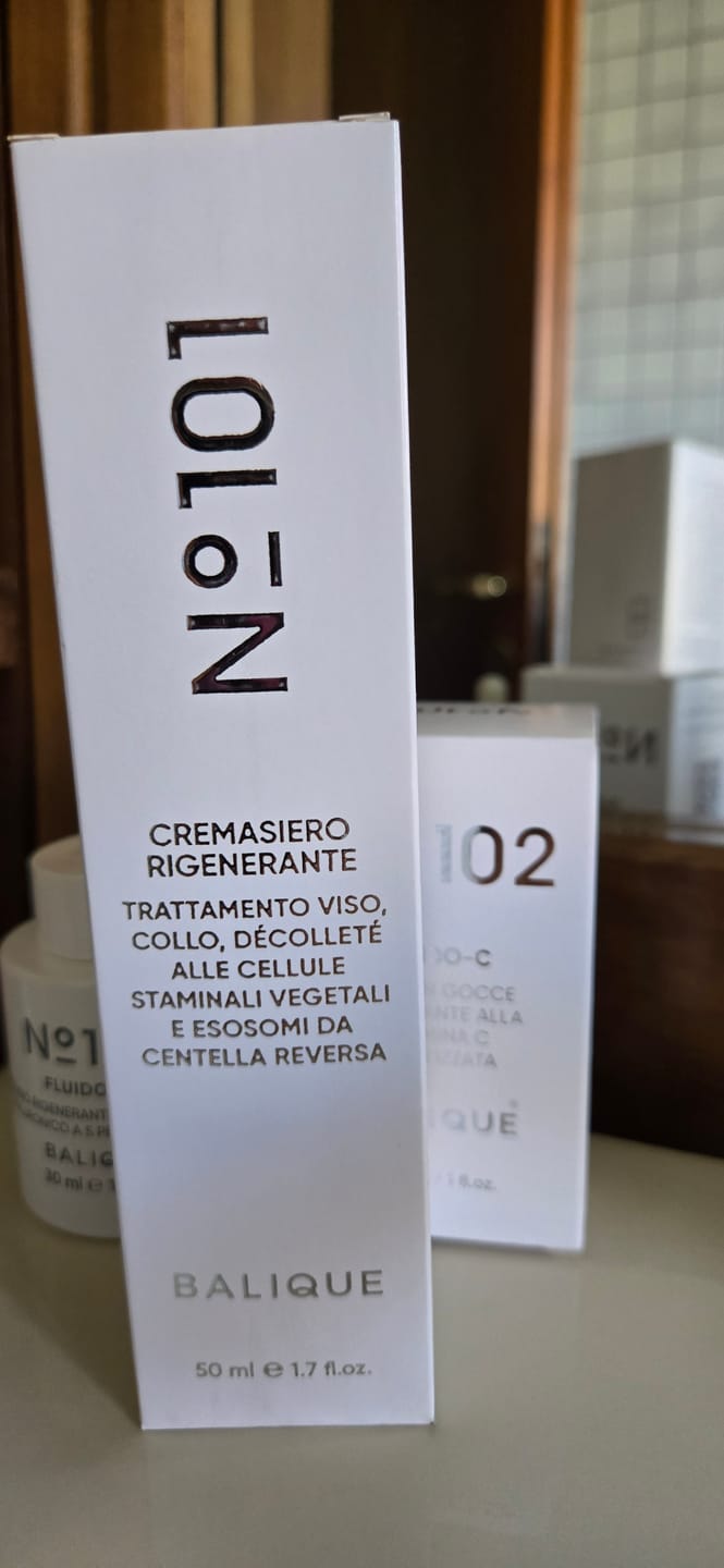 Customer photo review of N°101 - CREMASIERO RIGENERANTE - Viso, Collo e Decolleté