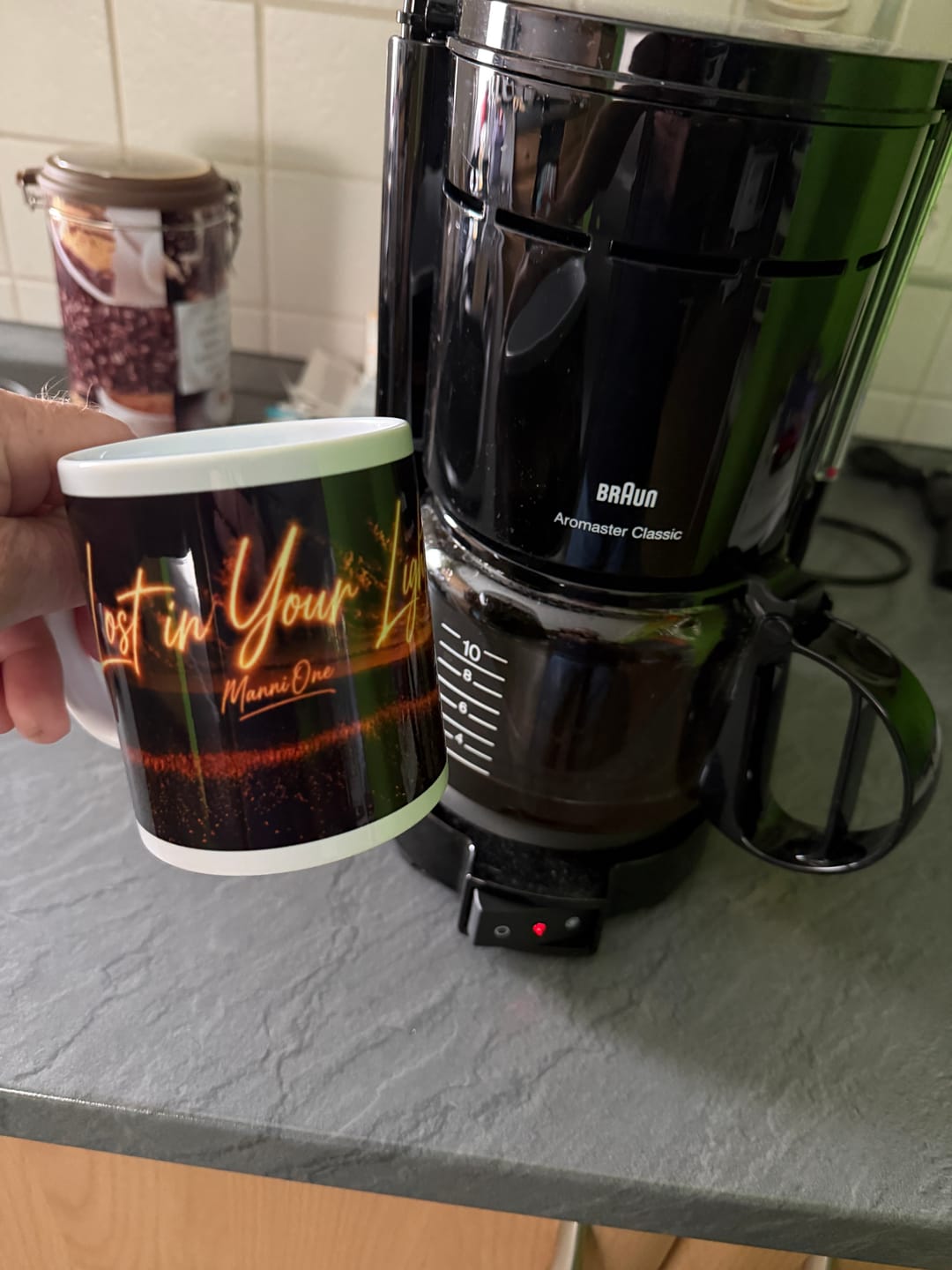 Customer photo review of TassenExpress - Becher Keramik Tasse mit Logo bedruckt 325ml Firmenlogo