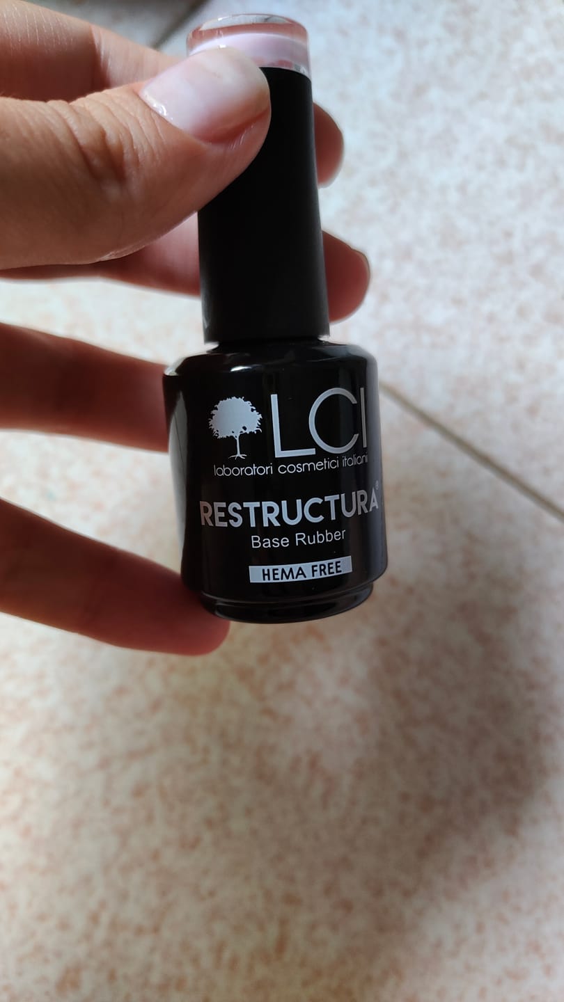 Customer photo review of Restructura Base&Go 09 - Rubber Base Hema Free - 15 ml  LCI