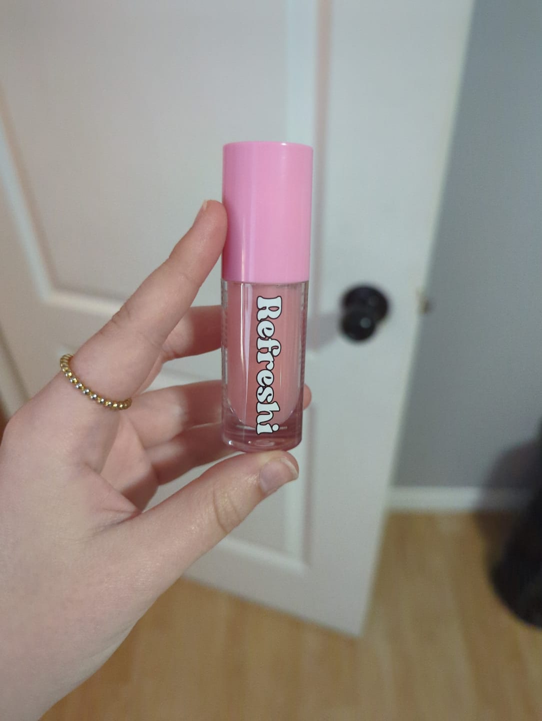 Customer photo review of Marshmallow Lip Oil