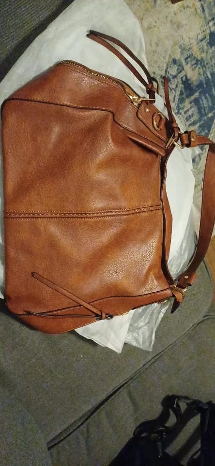 Customer photo review of Luxury Leather 3-Piece Hobo Bag Set