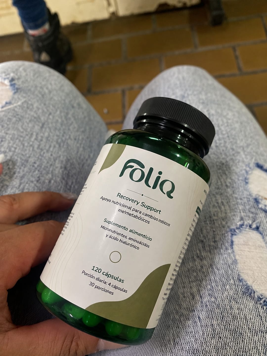 Customer photo review of FOLIQ® Recovery™ – Protocolo de Recuperación Capilar GLP-1