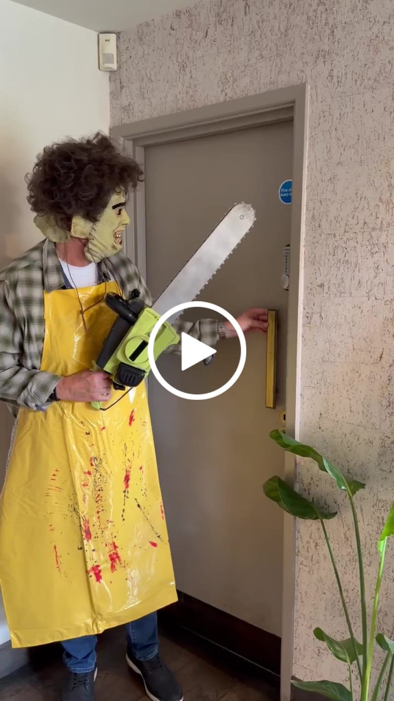 Customer video review of Trick or Treat Studios Leatherface Killing Mask