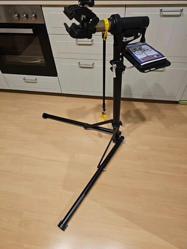 Customer photo review of Fahrrad Montageständer 50 kg