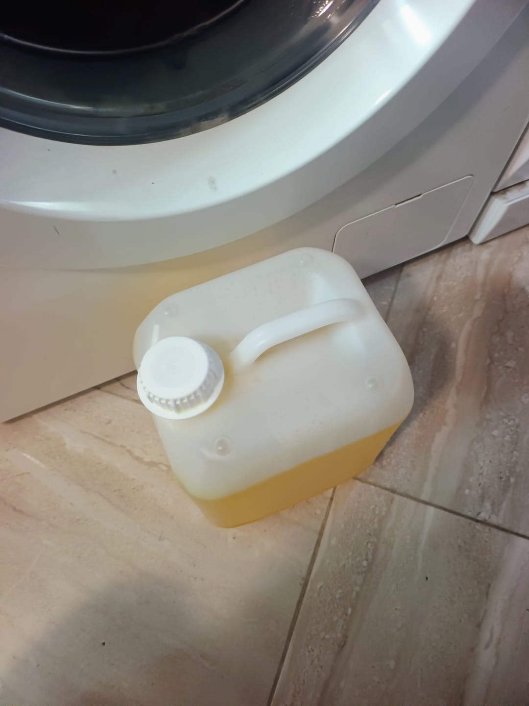 Customer photo review of Detergentul Flori de Tei 5L