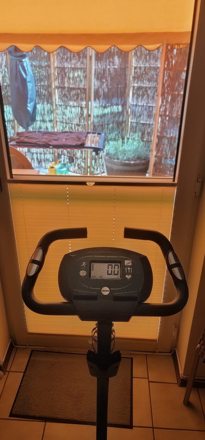 Customer photo review of Tretmann RIDE- Heimtrainer mit tiefem Einstieg