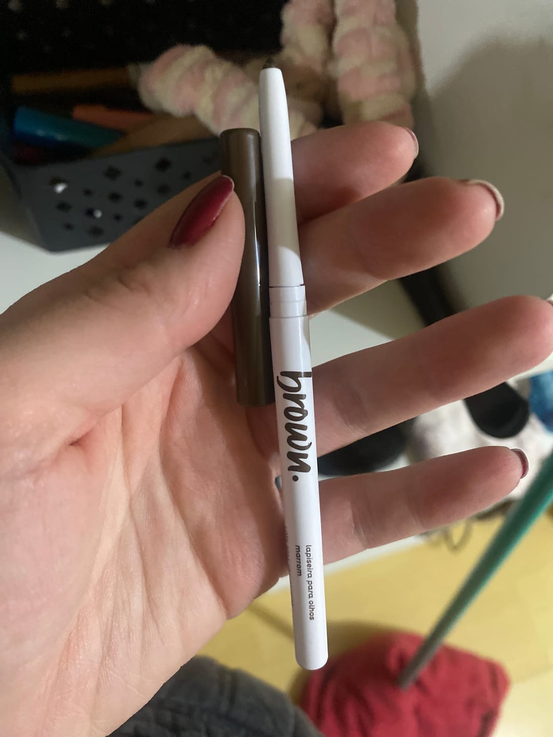 Customer photo review of Lapiseira Para Olhos Brown - Vizzela - Marrom Efeito Metalizado