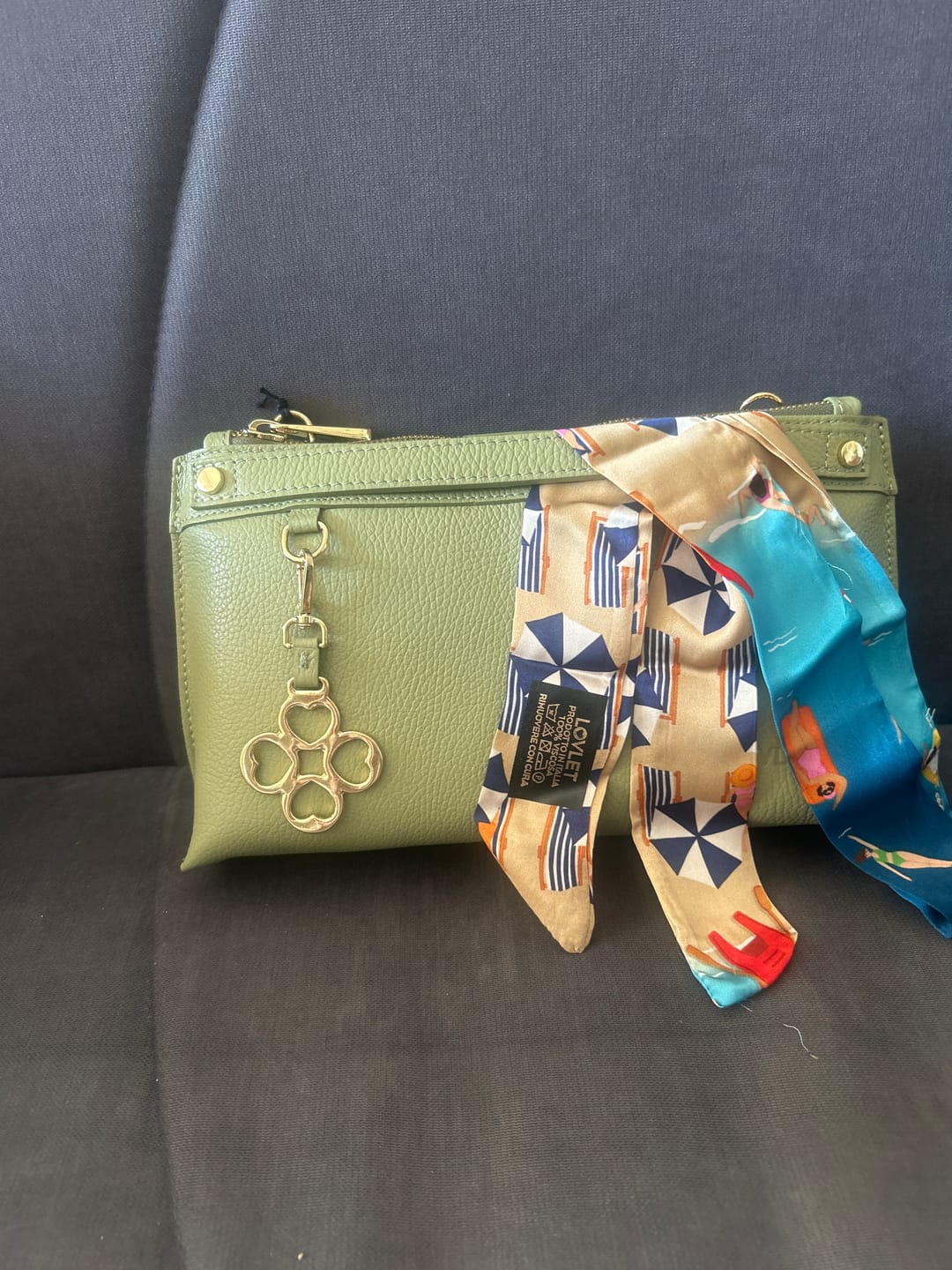 Customer photo review of BORSA SOFY BAGUETTE PELLE VERDE PASTELLO