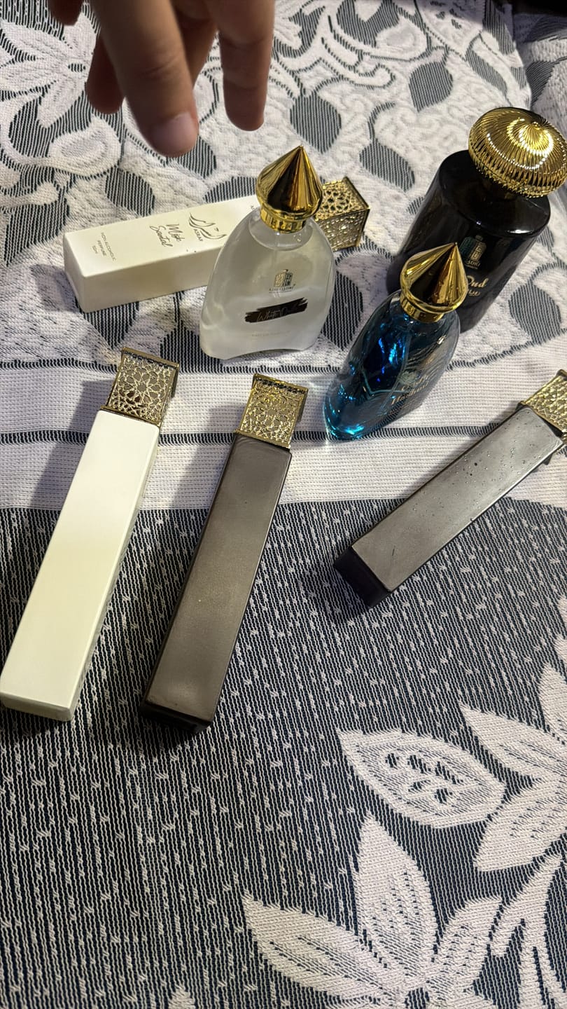 Customer photo review of White Oudh Perfume Spray 50 ML