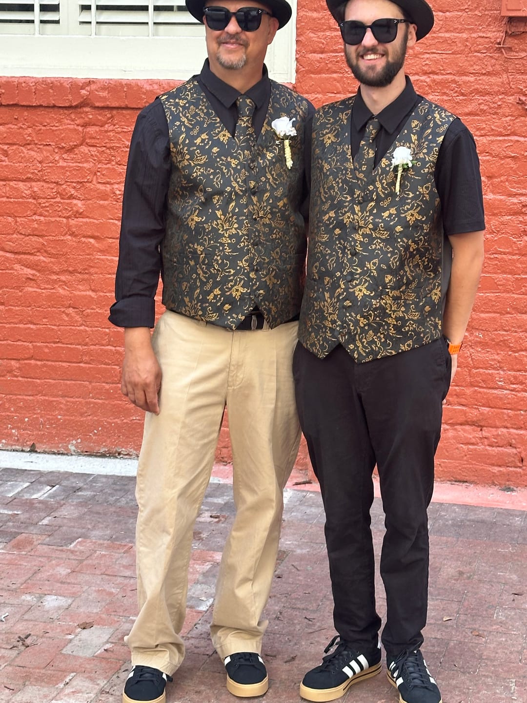 Customer photo review of Barry. Wang Gold Floral Suit Vest Black Formal Dress Waistcoat Tie Hanky Cufflinks Set